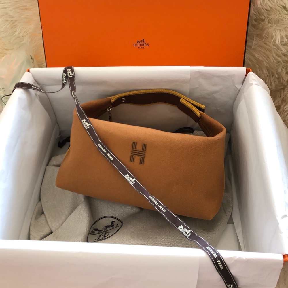 Bride-a-Brac Vanity Case (Free La Mer Mystery item & YSL Lipstick)